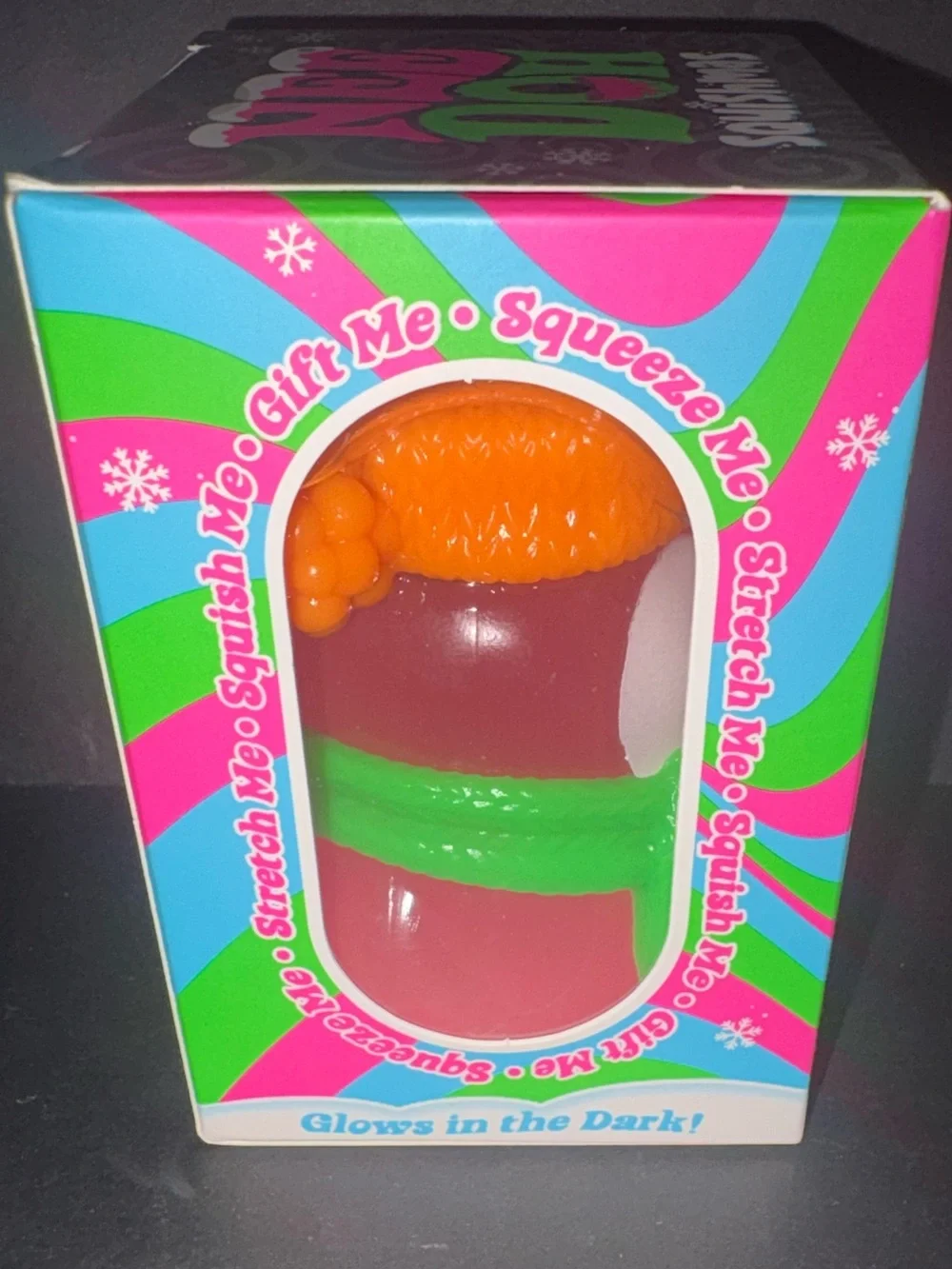 NeeDoh Polar Glow Penguin pink - orange Hat & green Scarf
